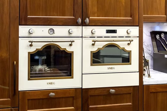 Smeg представила новые духовые шкафы с функцией приготовления на пару Smeg представила новые духовые шкафы с функцией приготовления на пару